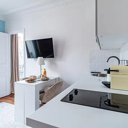 Апартаменты Flat Next To Montparnasse Train Station - Ii Париж