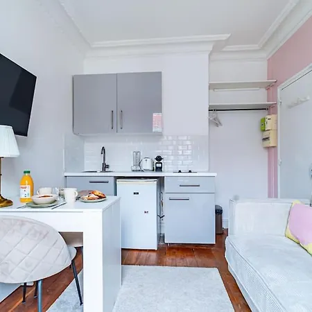 Flat Next To Montparnasse Train Station - Ii Appartement *